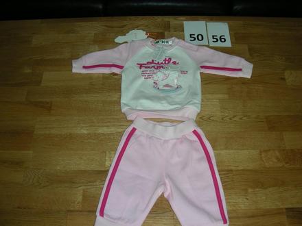 Teplá súprava , nenosená, visačky odstrihnuté, 56