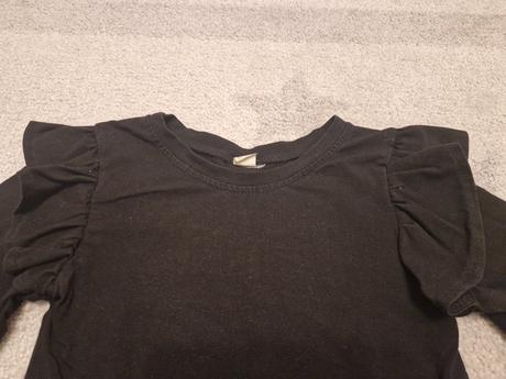 Tricko s volanikmi, 116