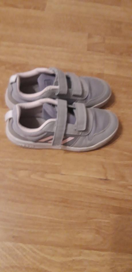 Adidas botasky, adidas,32