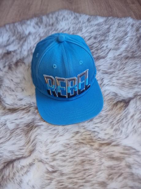Šiltovka rebel, rebel,104