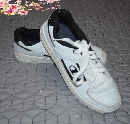 Tenisky, champion,41