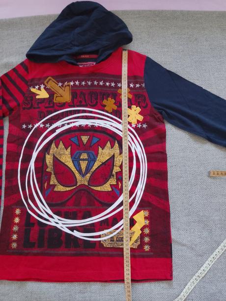 Dievčenské tričko, 158