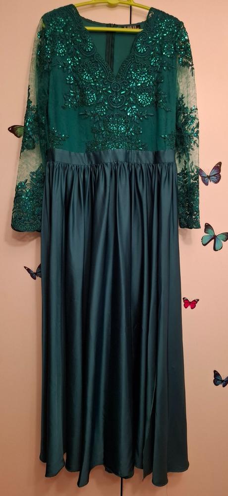 Spoločenské šaty, 44