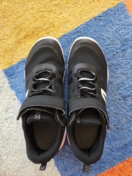 Tenisky z telesnej, decathlon,37