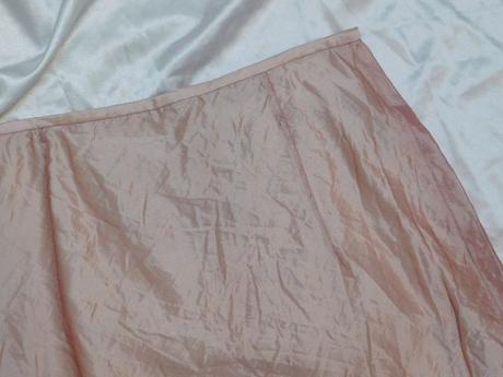 Pekna sukna,svetloruzovo/pudrovej farby, 40