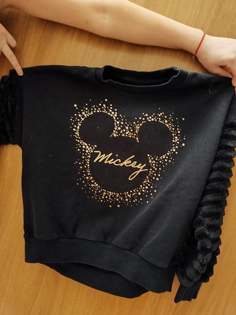Krásny sveter 128, disney,128
