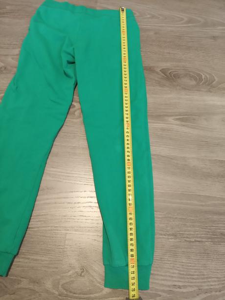 Tepláčiky, c&a,128