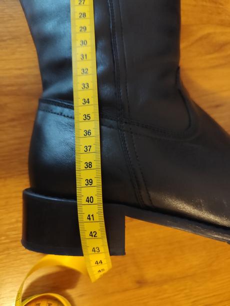 Kožené čižmy, 39