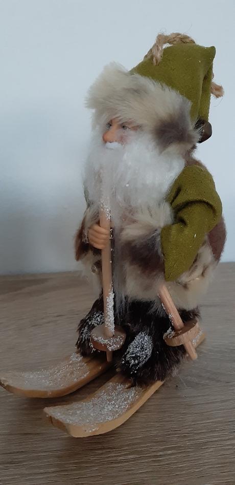 Mikulaš na lyžiach, 