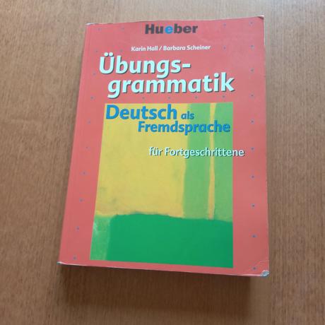 Übungs-grammatik a em hauptkurs,