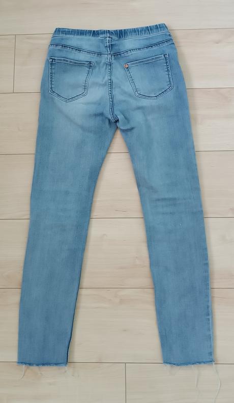 Roztrhané rifle, 140