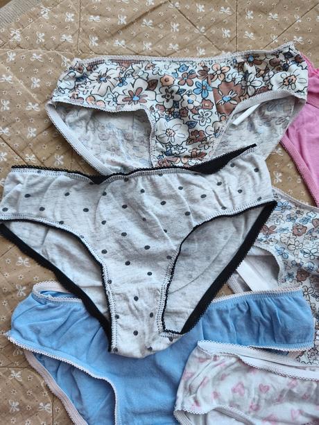 Dievčenské nohavičky, 134