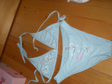 Pár krát oblečené plavky - veľkosť s, s