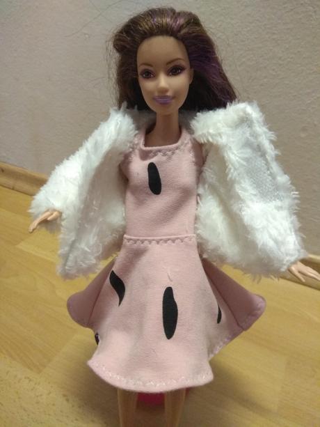 Šaty pre barbie, 
