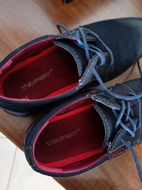 Spoločenské topánky, 39