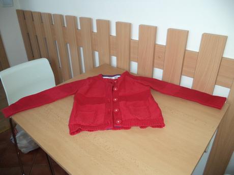 Svetrik na gombíky 104 m+s, marks & spencer,104