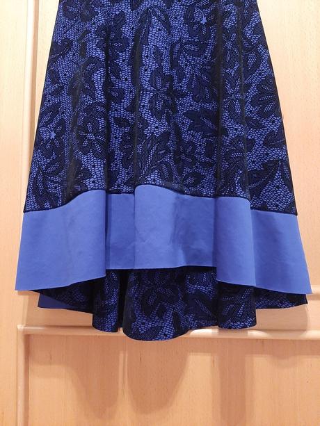 Spoločenské šaty, s