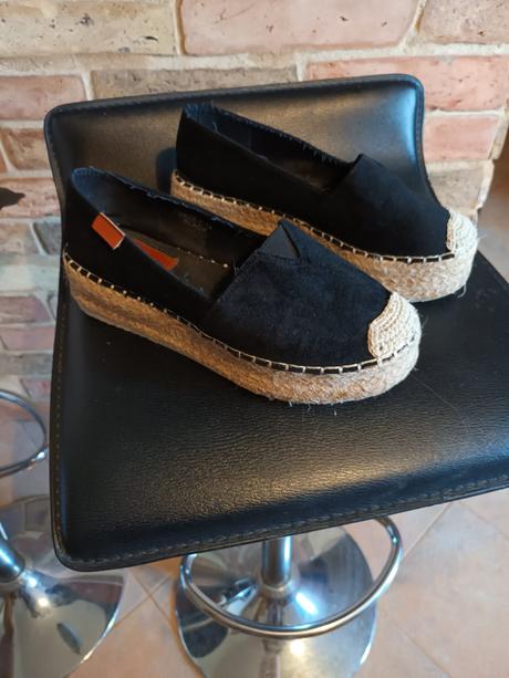 Espadrily, 38