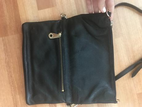 Kožená kabelka, 