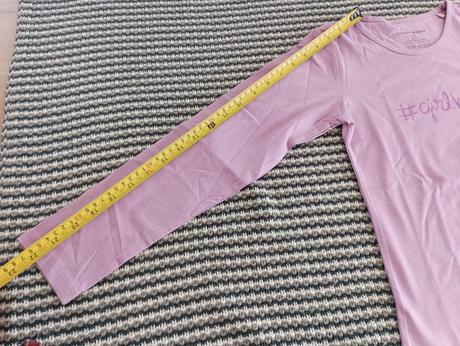 Nové nenosené tričko, 128