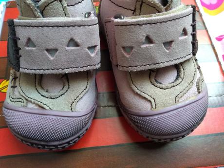 Topánky prechodné kožené, santé,19