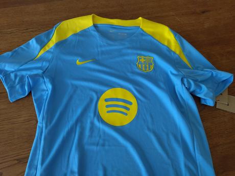 F.c. barcelona strike fourth, nike,l