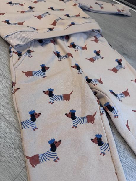 Tepláková súprava, 110