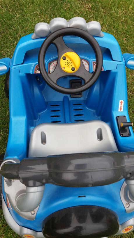 Elektrické autíčko,