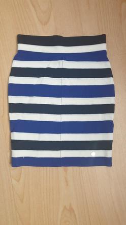 Sukňa juicy couture, 140