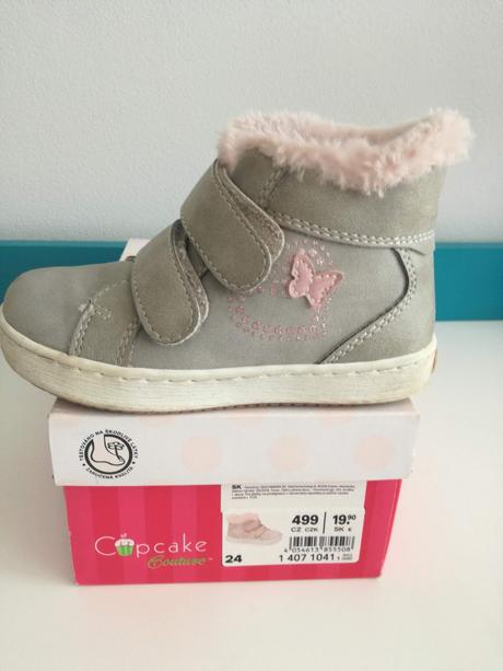 Zateplené topánočky, cupcake,24