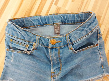 Šortky, zara,128