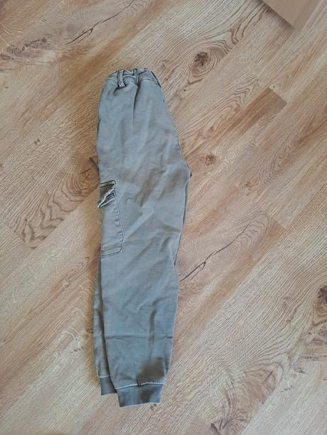 Nohavice, reserved,128