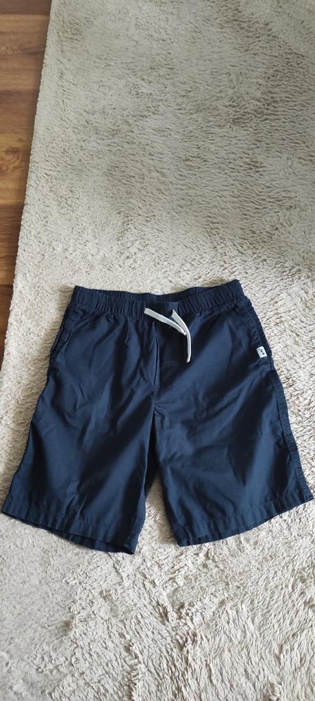 Šortky, h&m,146