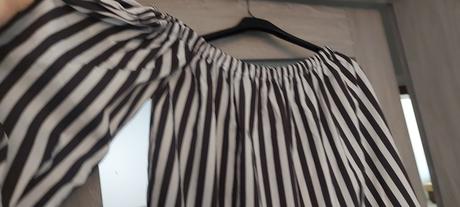 Sexi blúzka s odhalenými ramenami a dlhymi rukávmi, m