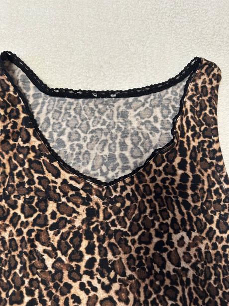 Tielko so zvieracím vzorom a čipkou, l / m