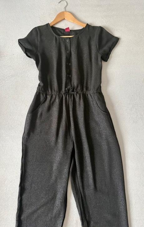 Trblietavý overal, 164