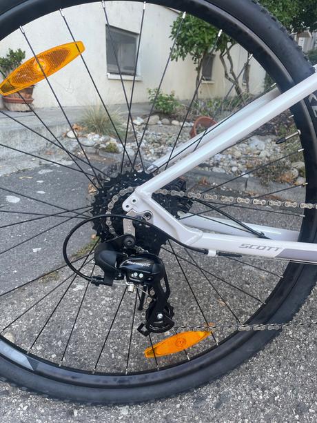Bicykel scott cross 50 sub, scott,28
