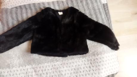 Kozusinovy kabatik, zara,140