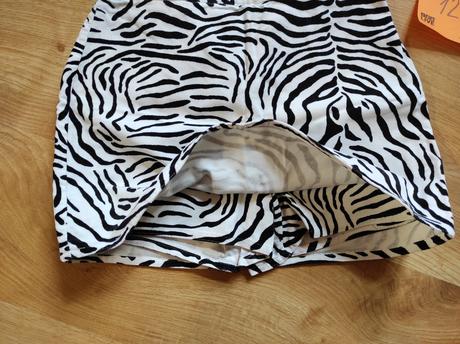 Set vyborny stav, gymboree,122