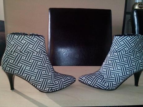 Kožené členkové čižmičky v.39,5 - nové, 39