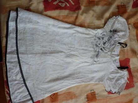 Šaty nielen slávnostné, 128