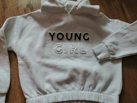 Biela hrubsia mikina., reserved,152