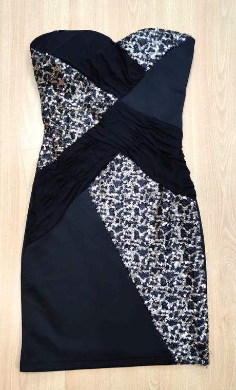 Krasne trblietave saty zn. boohoo, 34