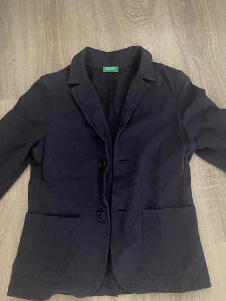 Chlapcenske sako, benetton,140