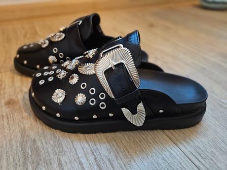 Trendy vybijane vsuvky.neprehliadnutelne.nove, 38 / 39