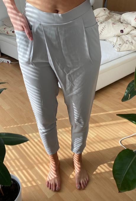 Bledosivé nohavice, zara,xs