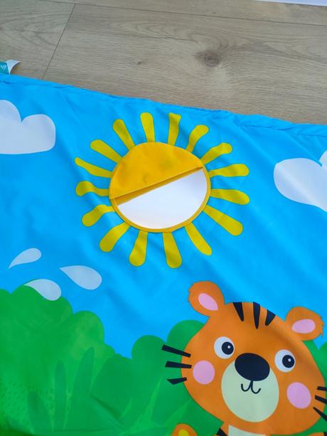 Hracia podlozka deka s prvkami, 