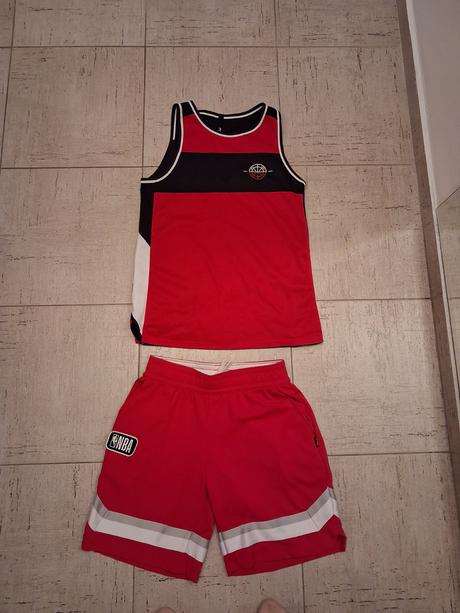 Obojstranny dres na basketbal, decathlon,146