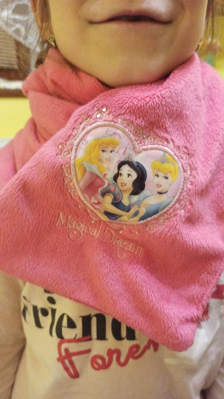 Dievčenský šál disney, disney