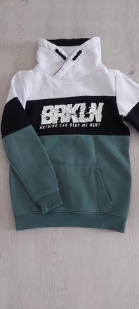 Mikina, chapter young,146